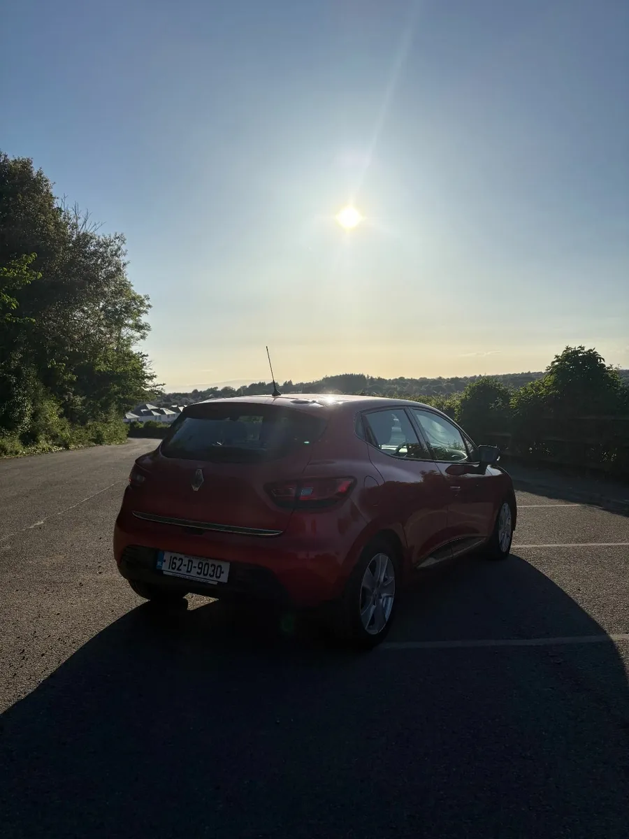 Renault Clio 2016 DYNAMIQUE NAV - Image 4