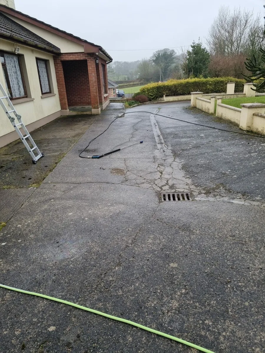 MIDLANDS  POWERWASHING SERVICES - Image 2