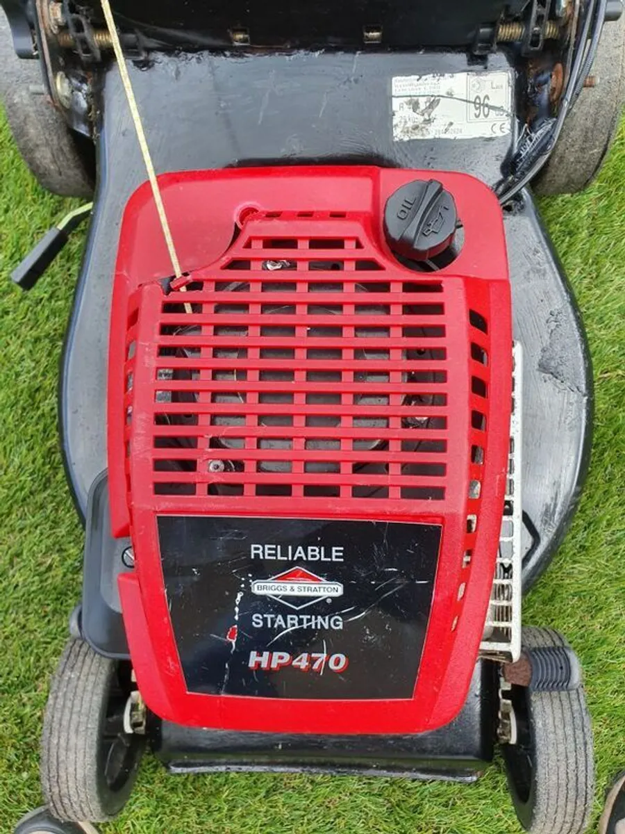 petrol lawnmower - Image 3