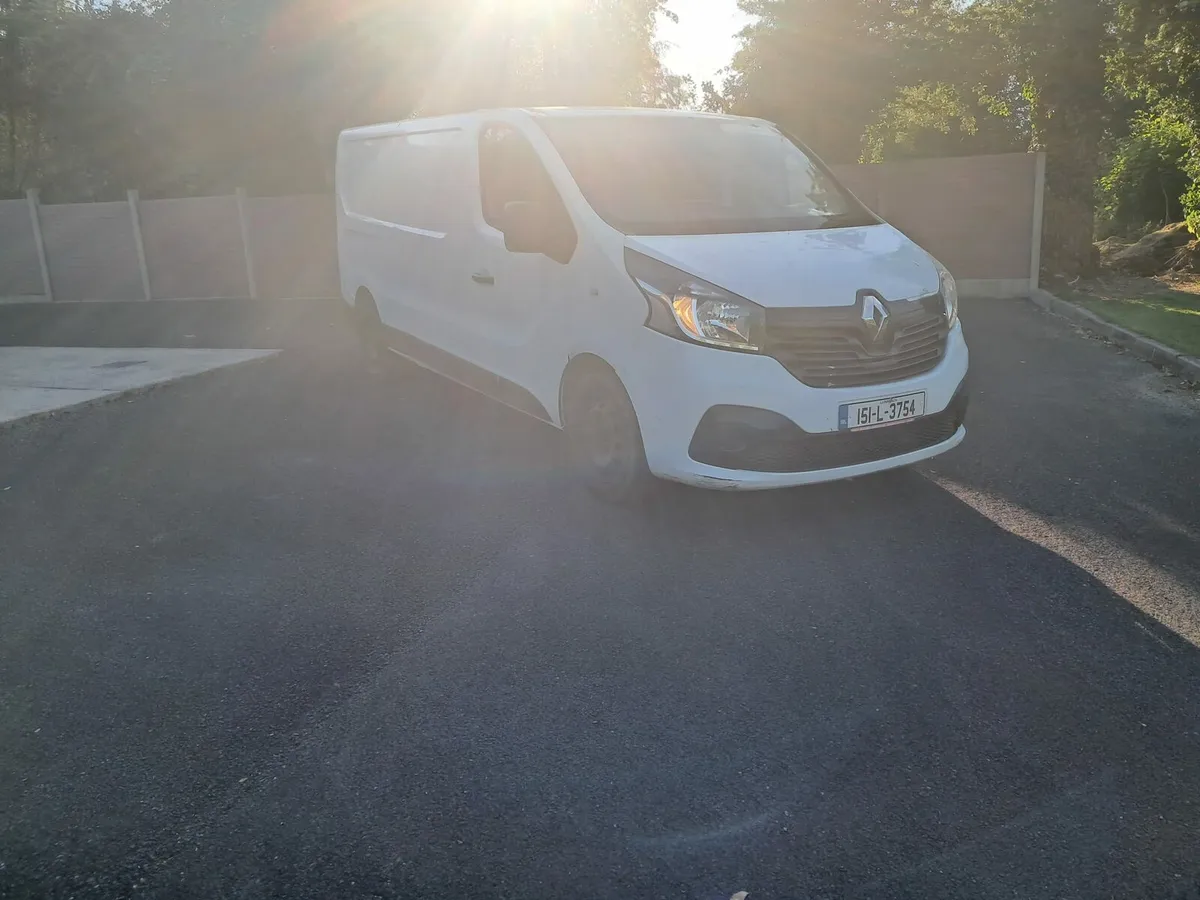 Renault Traffic  2015 - Image 1