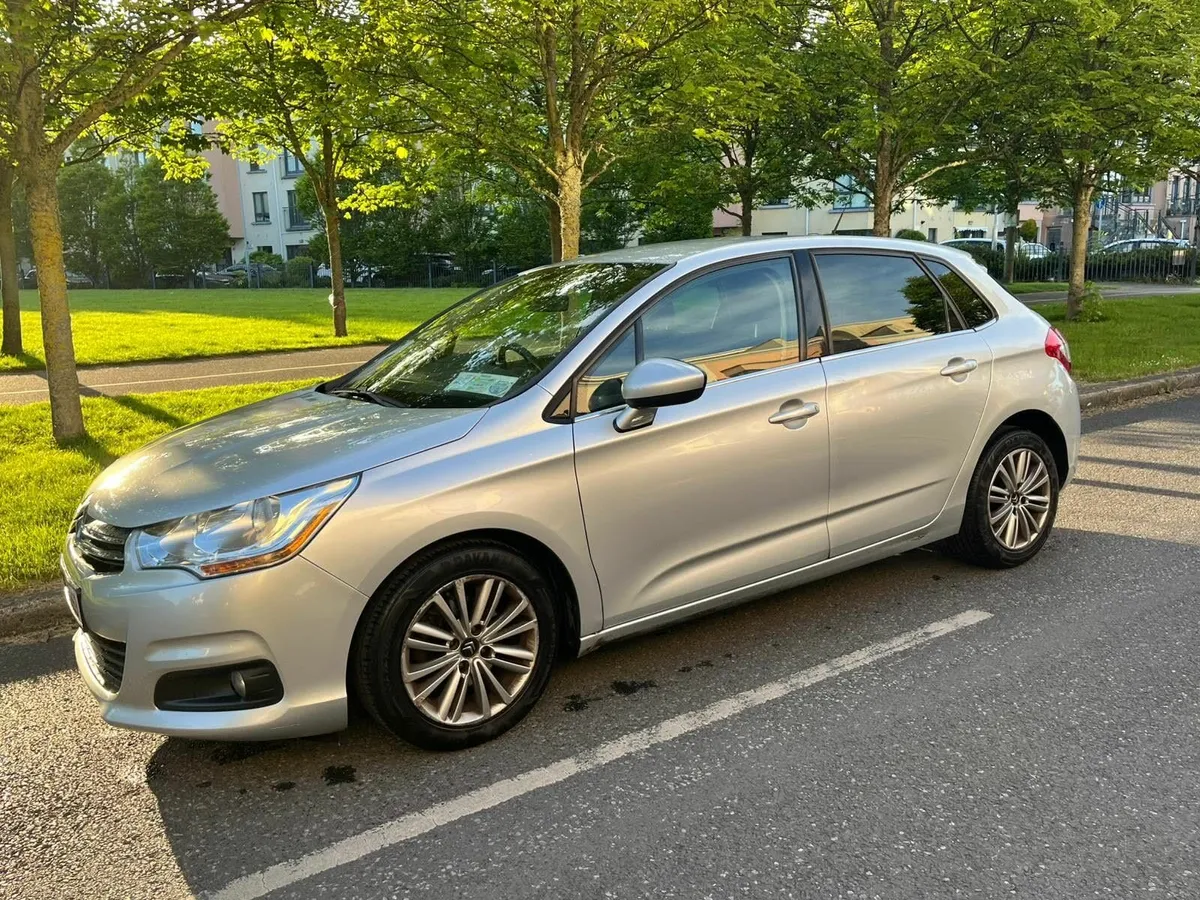 2012 Automatic Citroen C4 - Image 2