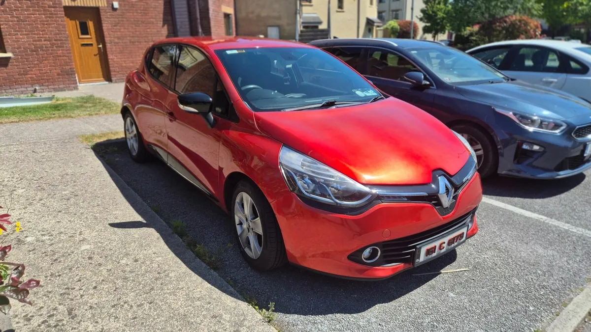 Renault Clio 2016 - Image 1