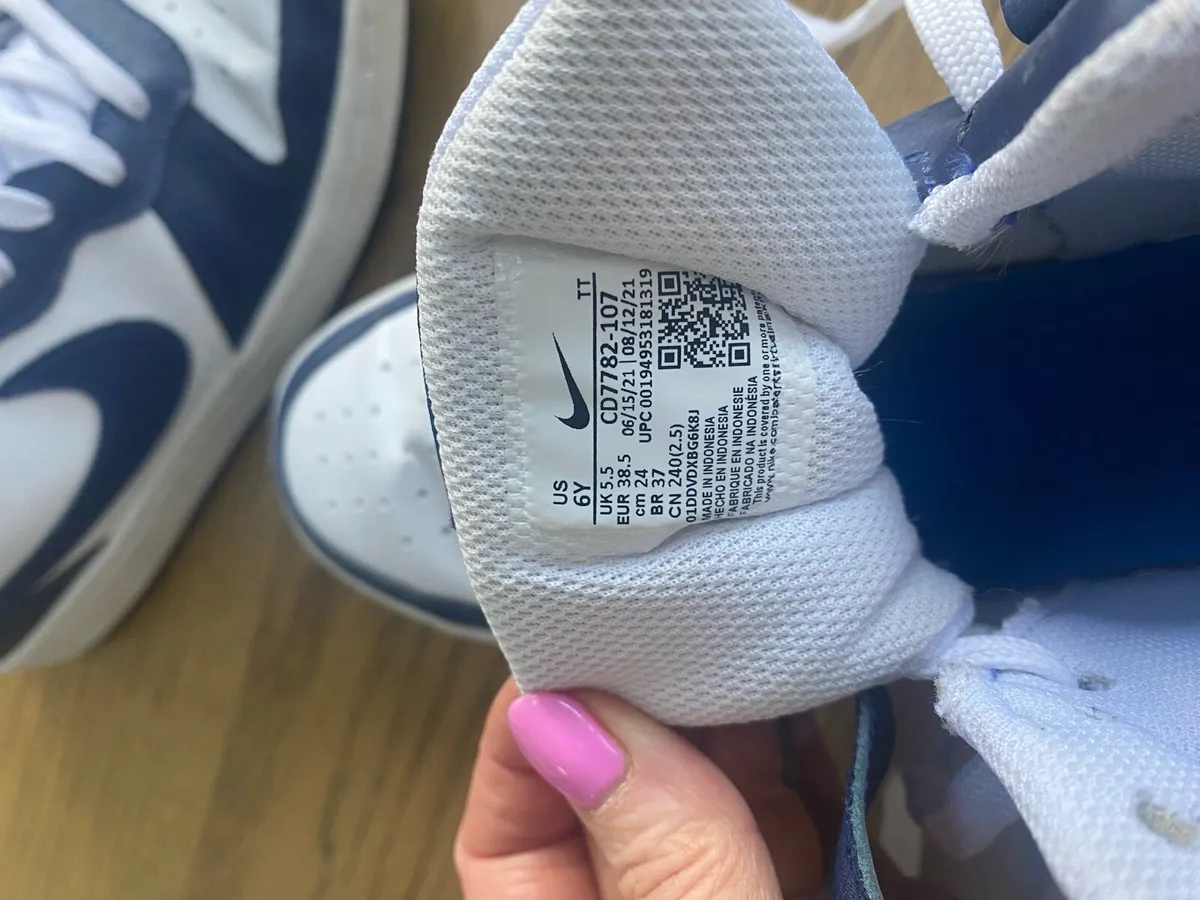 Nike court trainers - Image 3