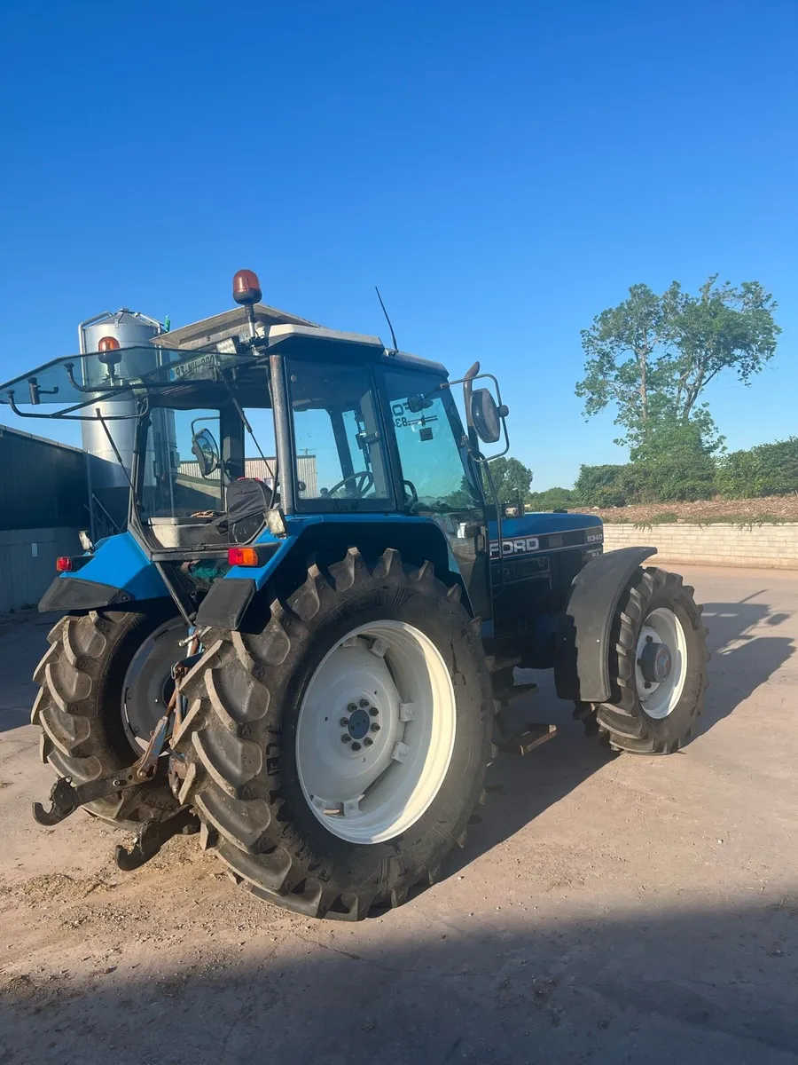 Ford 8340 - Image 4