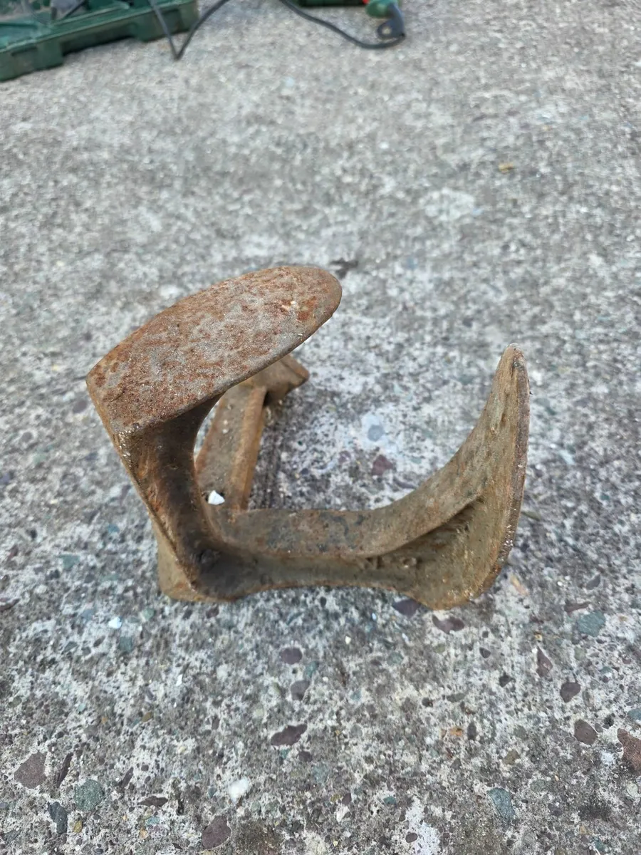 Cobblers cast iorn anvil - Image 1