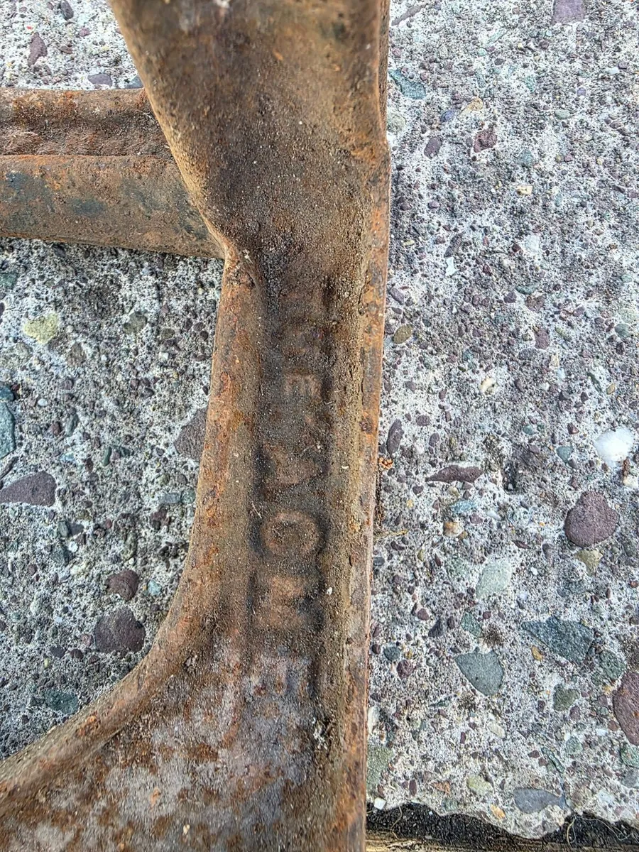 Cobblers cast iorn anvil - Image 2