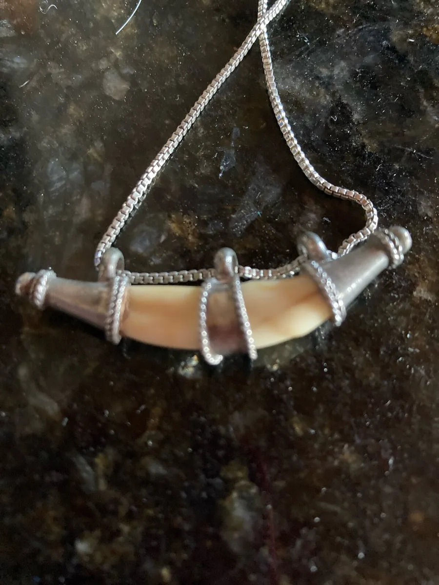 Sterling silver chain with pendant - Image 3