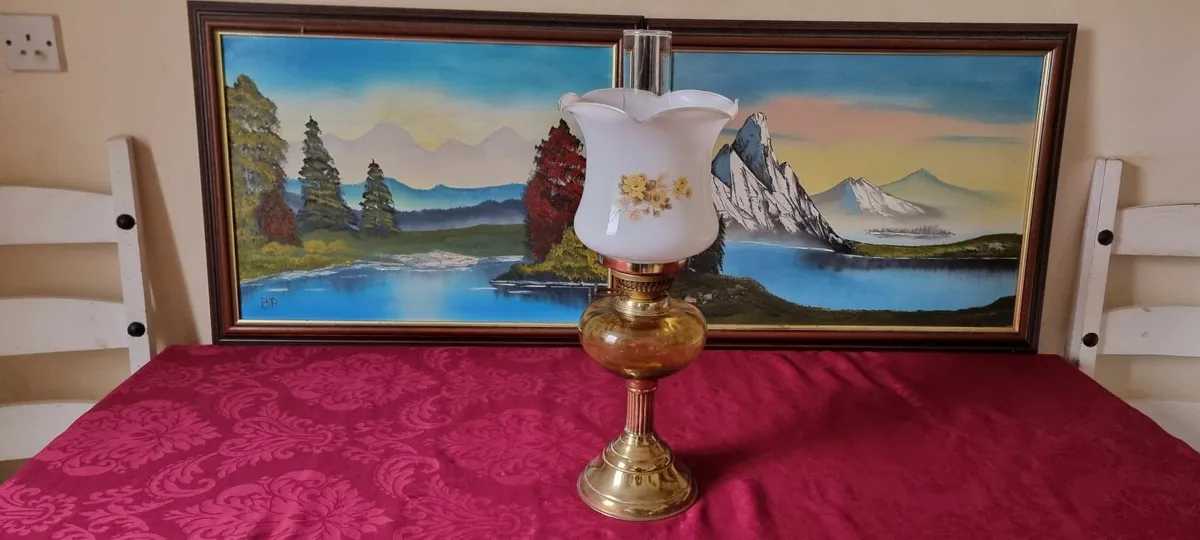 21"Tall Brass & Amber Glass Double Burner Oil Lamp - Image 2