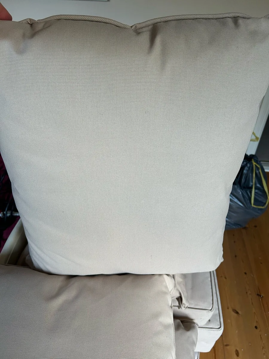 Garden furniture cushions - Image 2