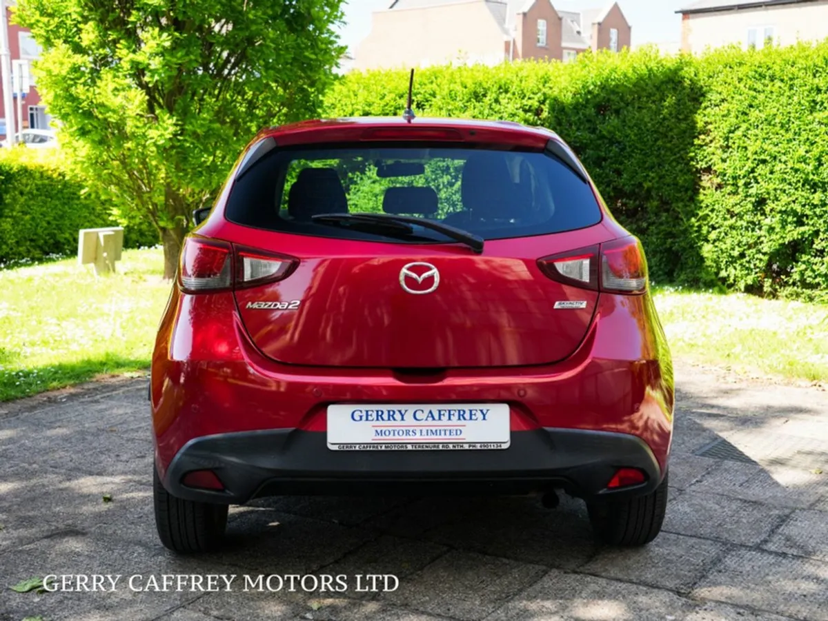 Mazda 2 1.5 75ps Executive ASP 5 4DR - Image 4