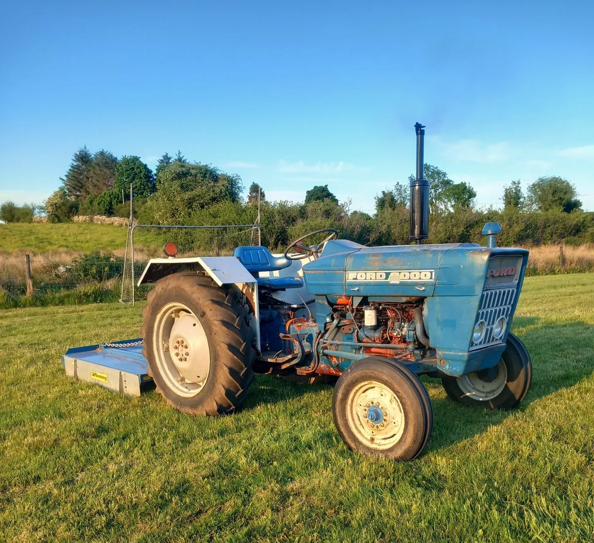 Ford 2000 - Image 1