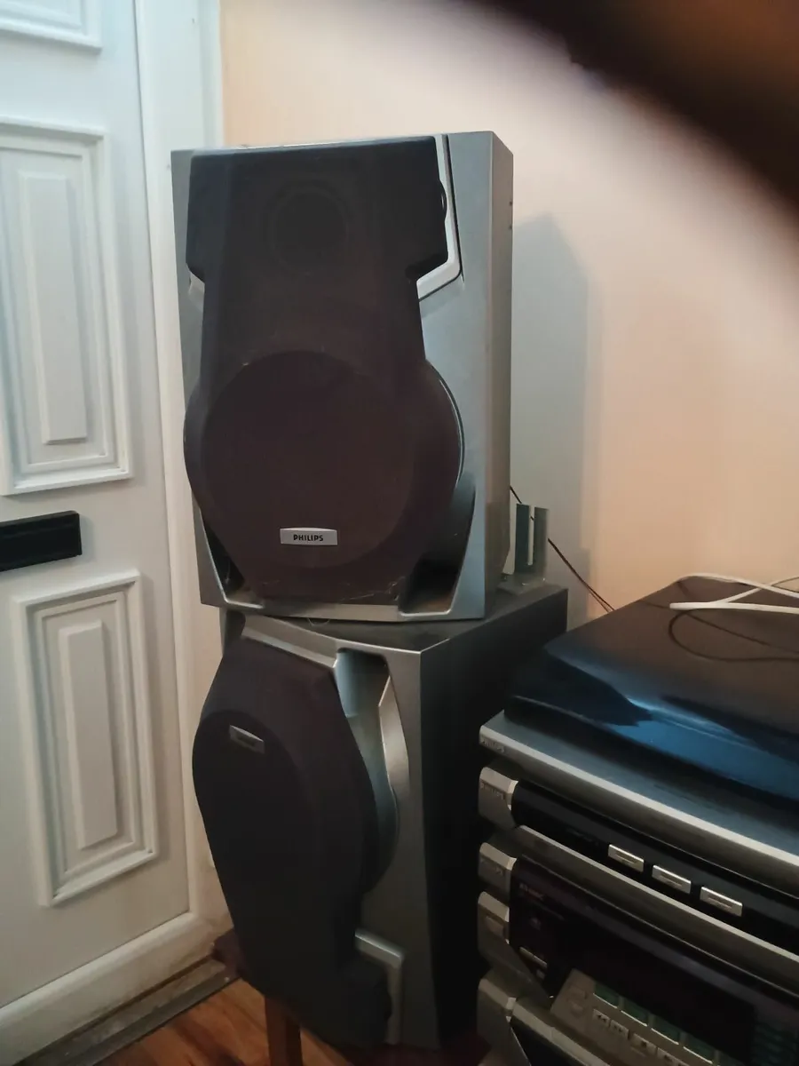 Music centre - Image 2