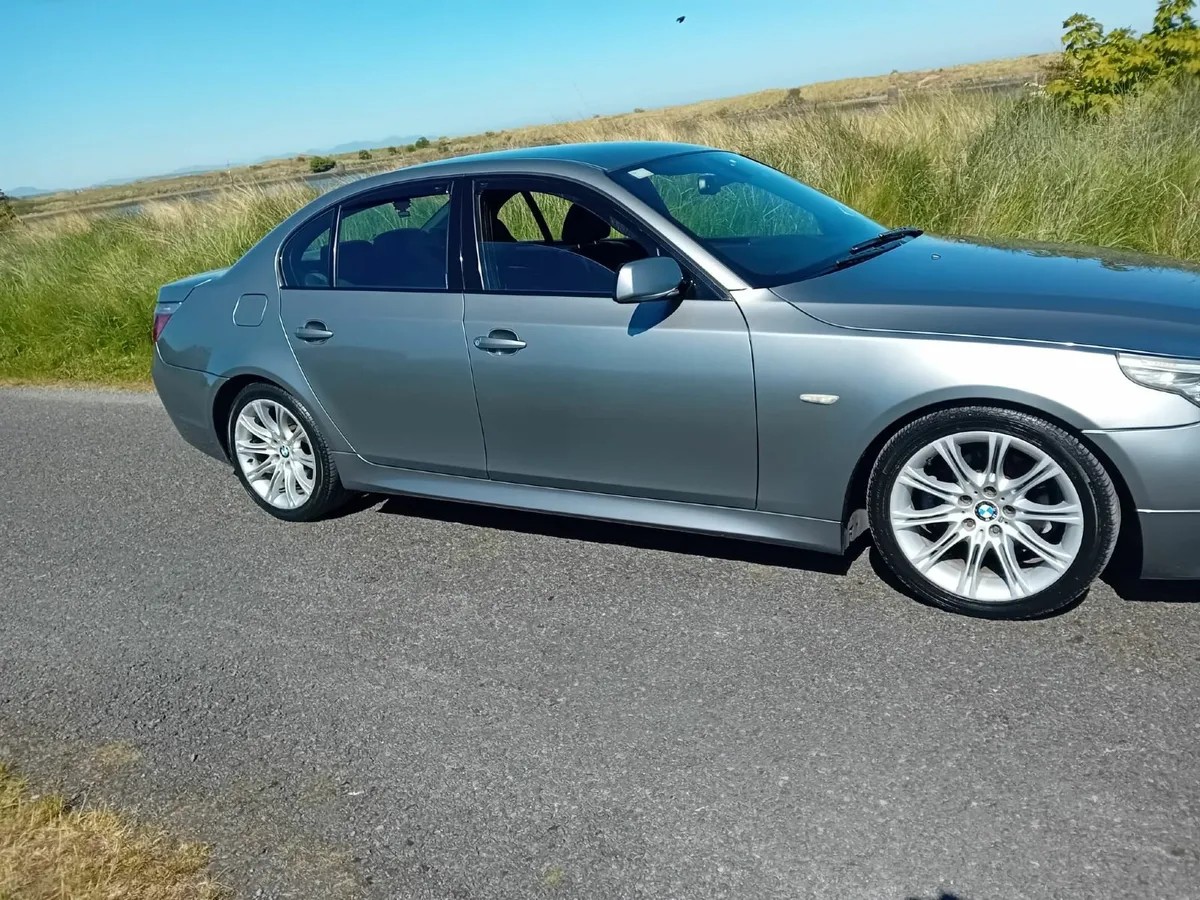 BMW 5-Series 2007 - Image 1