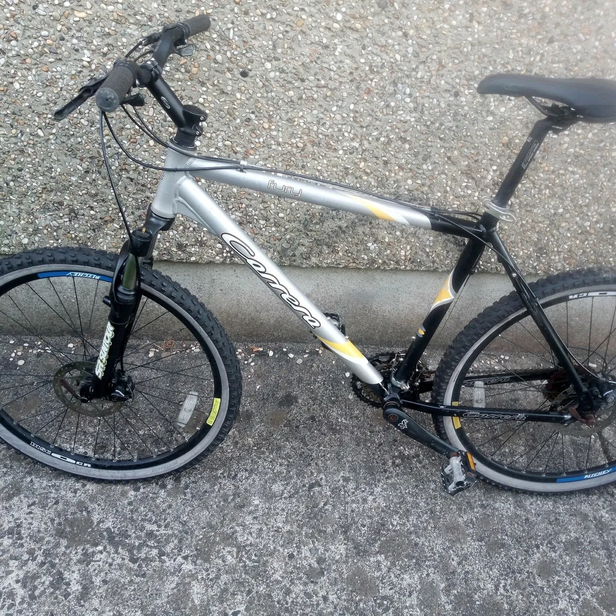 Carerra mountain bike - Image 4