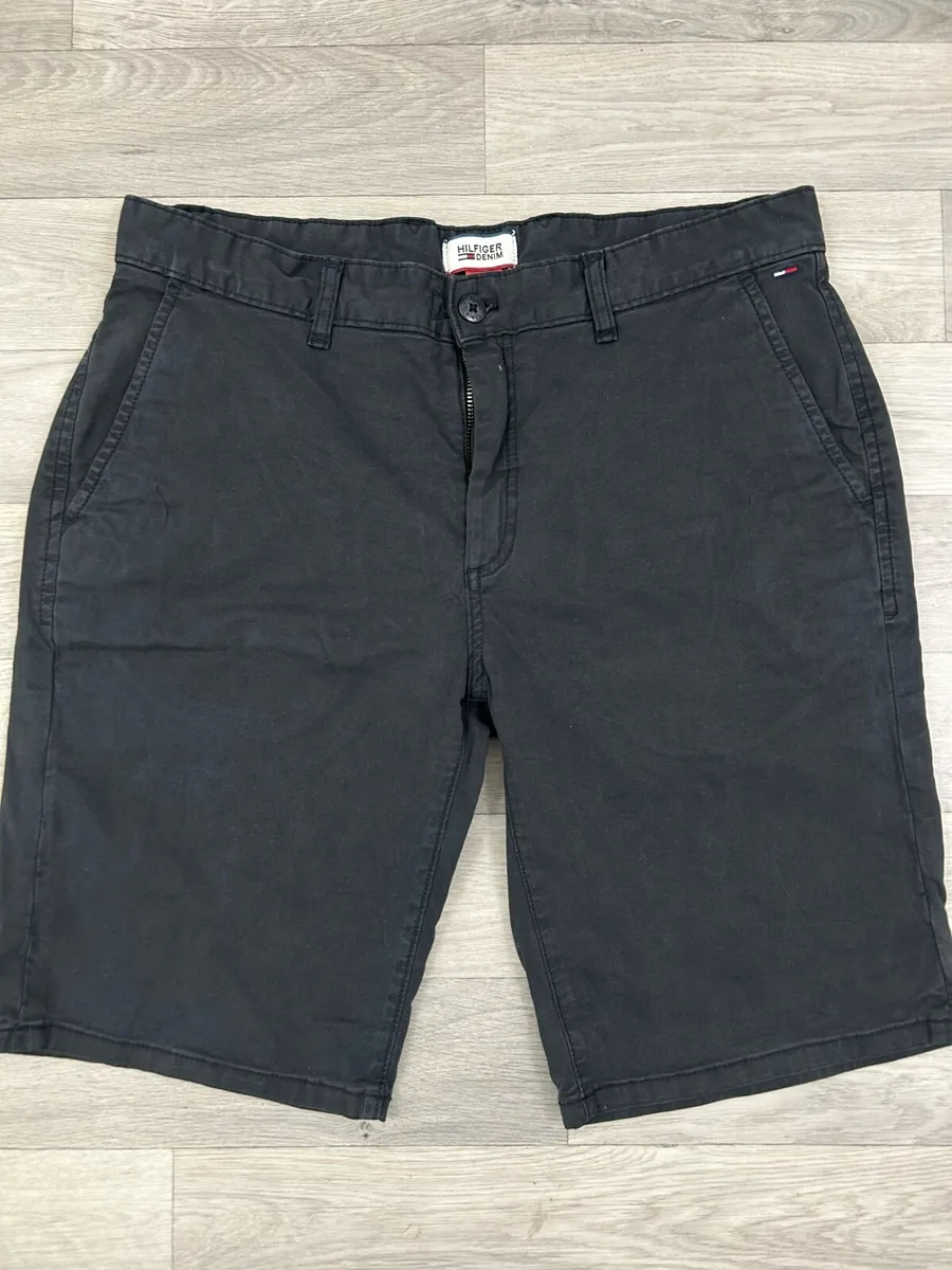 Tommy Hilfiger Shorts Mens Medium W34 - Image 2