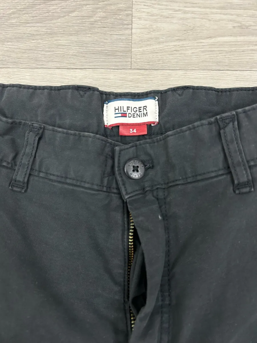 Tommy Hilfiger Shorts Mens Medium W34 - Image 4