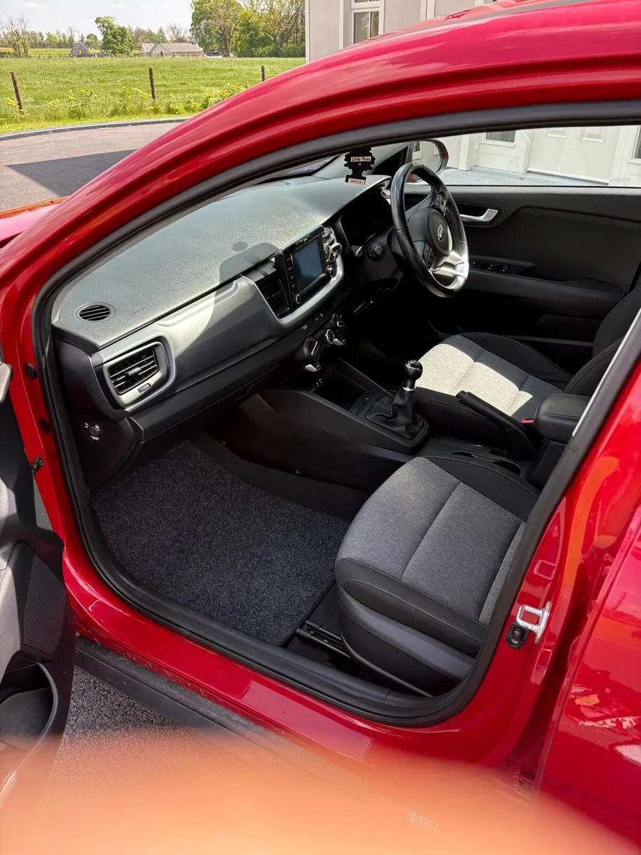 Kia Stonic - Image 4