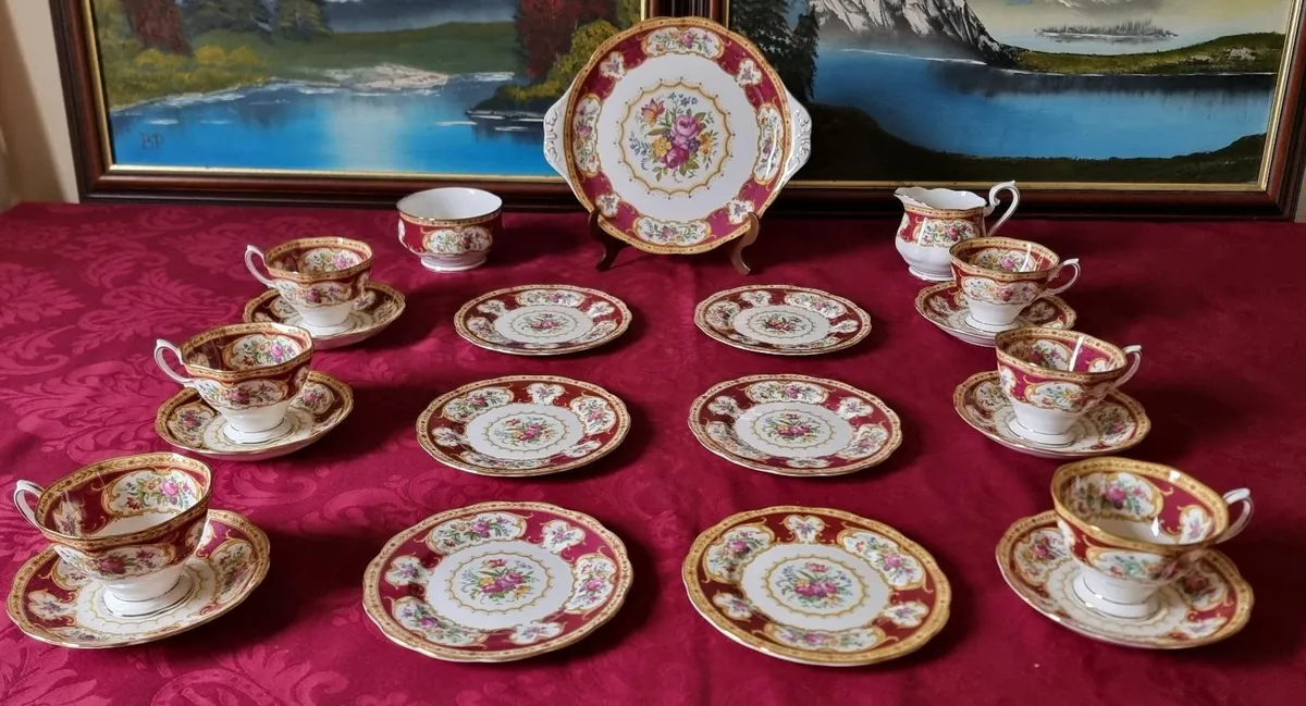 21Pc. Royal Albert Lady Hamilton BoneChina Tea Set - Image 3