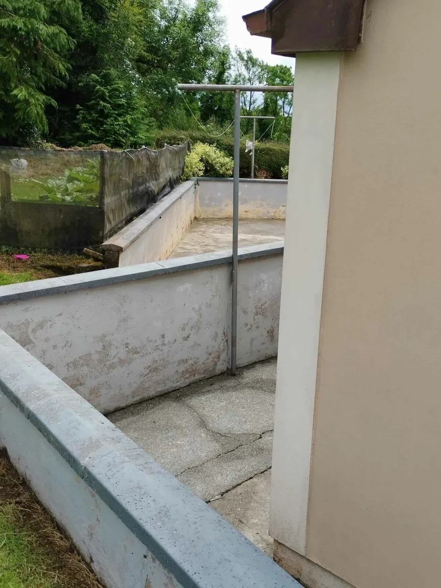 MIDLANDS  POWERWASHING SERVICES - Image 1