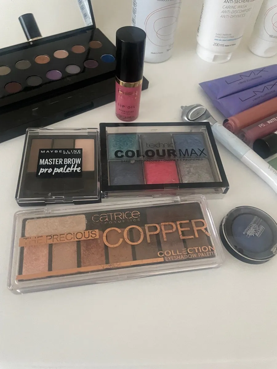 Beauty hamper new and barely used worth 130 - Image 4