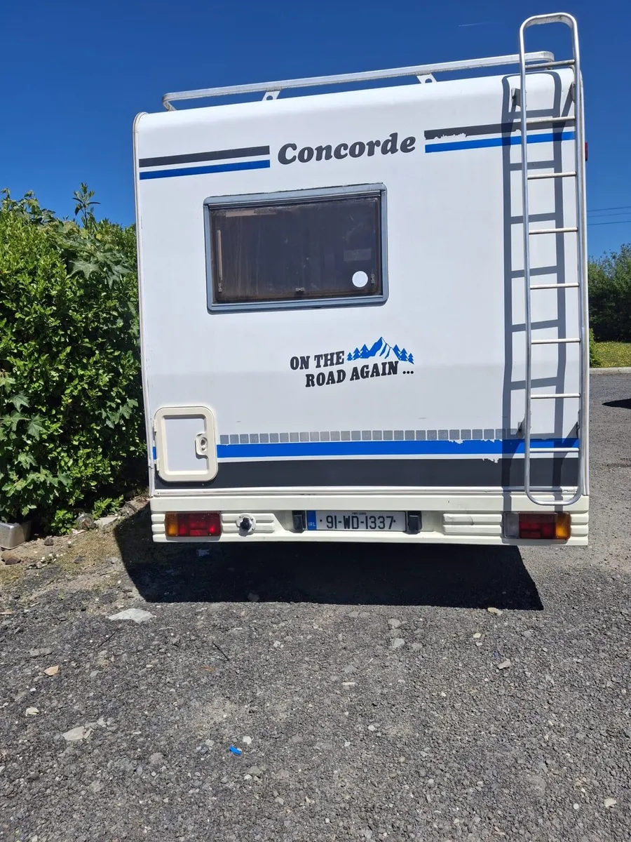 Camper - Image 4