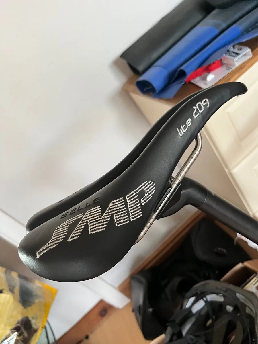 Selle SMP ladies Road Bike Saddle - Image 2