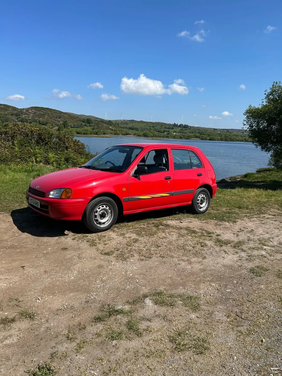 Toyota Starlet 1997 - Image 1