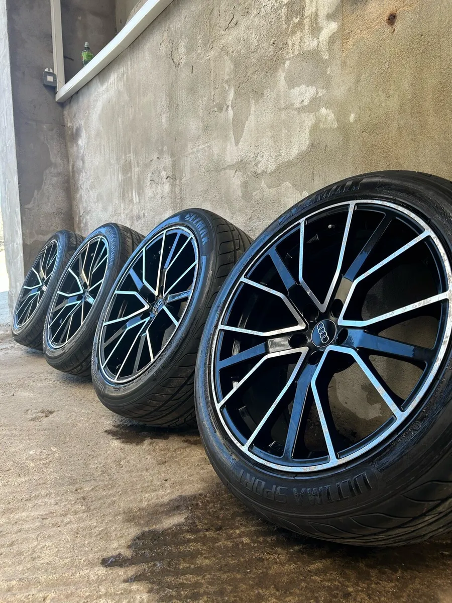 20” AUDI Q7 ALLOY WHEELS & TYRES - Image 1