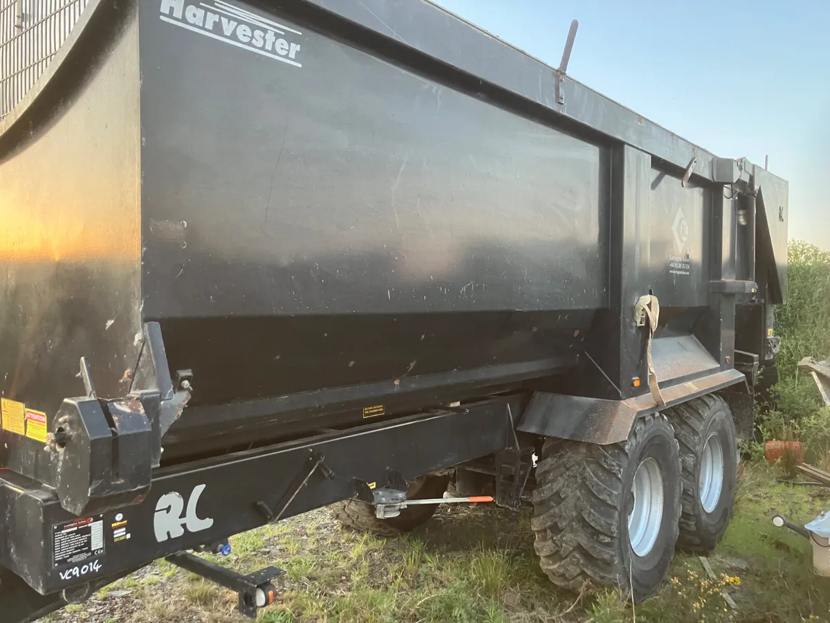 Grain Trailer - Image 3