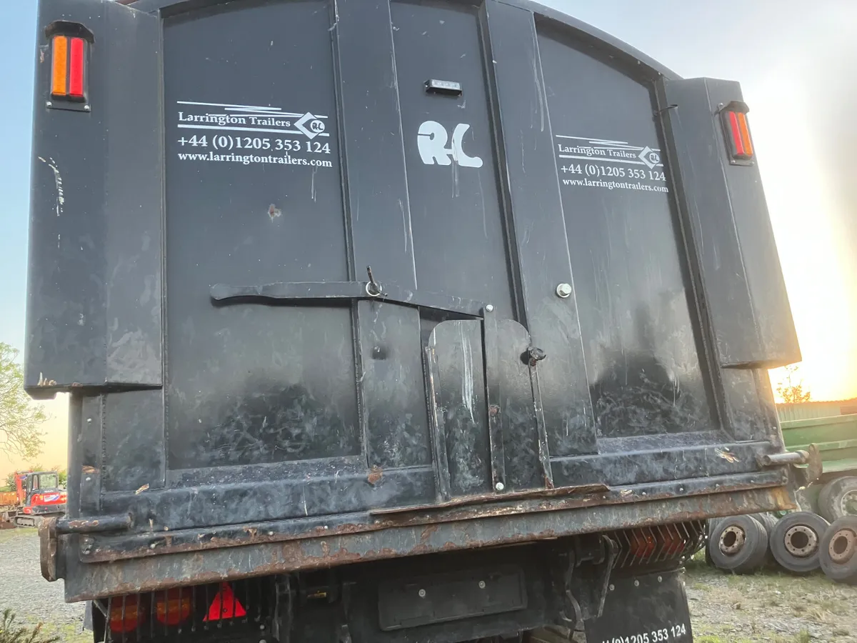 Grain Trailer - Image 4