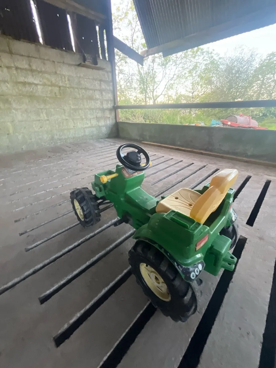 Toy tractor - Image 3