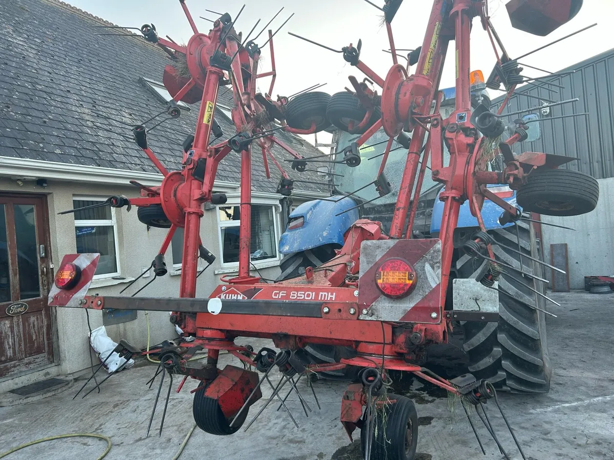 Kuhn 8 rotor Tedder GF8501 MH - Image 4