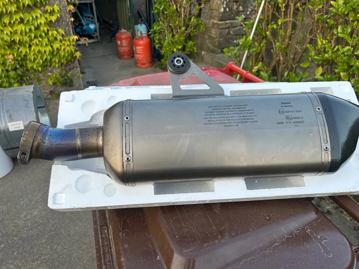 BMW gs 1200 / 1250 Akrapovic exhaust - Image 2
