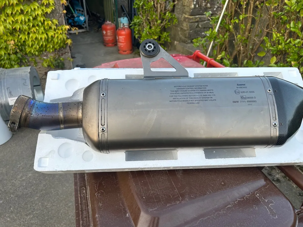 BMW gs 1200 / 1250 Akrapovic exhaust - Image 3