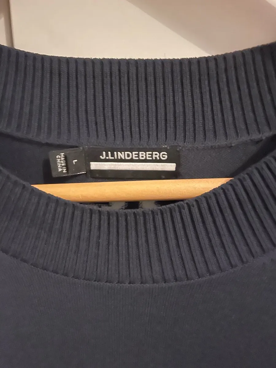 J Lindeberg - Image 2