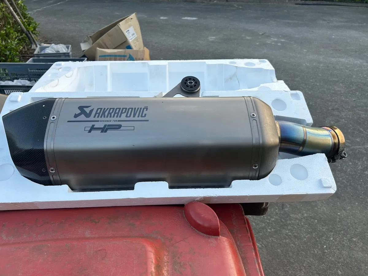 BMW gs 1200 / 1250 Akrapovic exhaust - Image 4