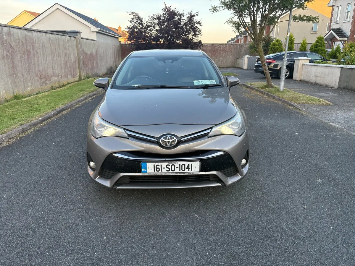 2016 Toyota Avensis - Image 2
