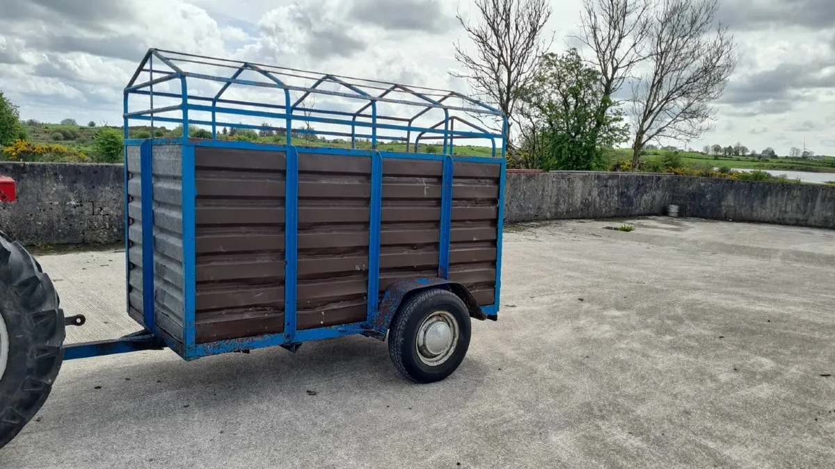 Tractor Trailer - Image 1
