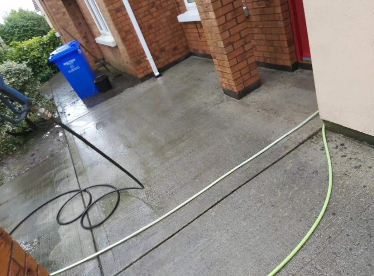 MIDLANDS  POWERWASHING SERVICES - Image 3