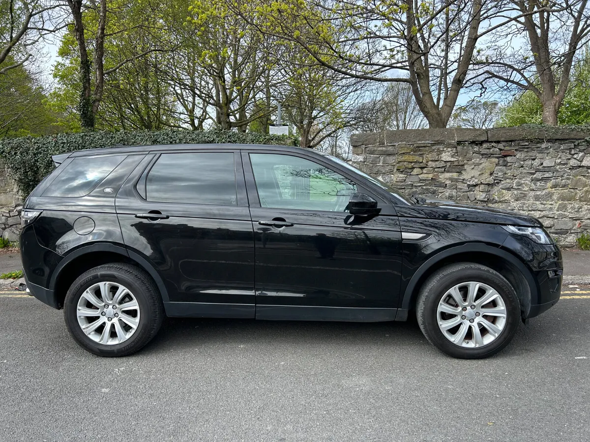 2016 LANDROVER DISCOVERY SPORT AUTOMATIC 7 SEATS - Image 3