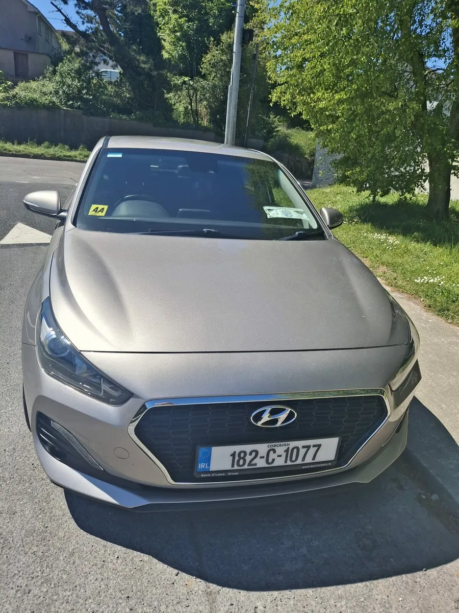 Hyundai i30 Fastback - Image 1