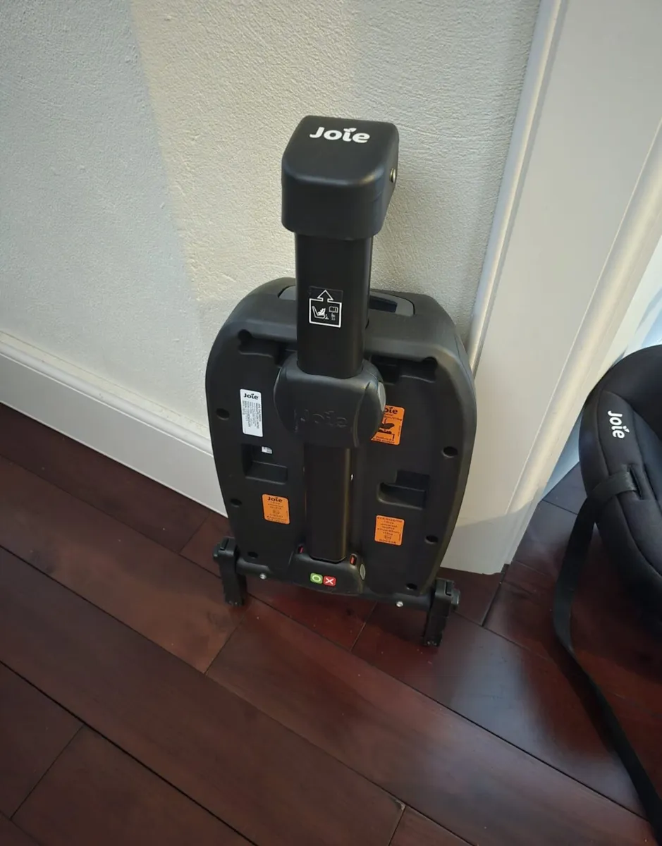 Car seat - Image 2