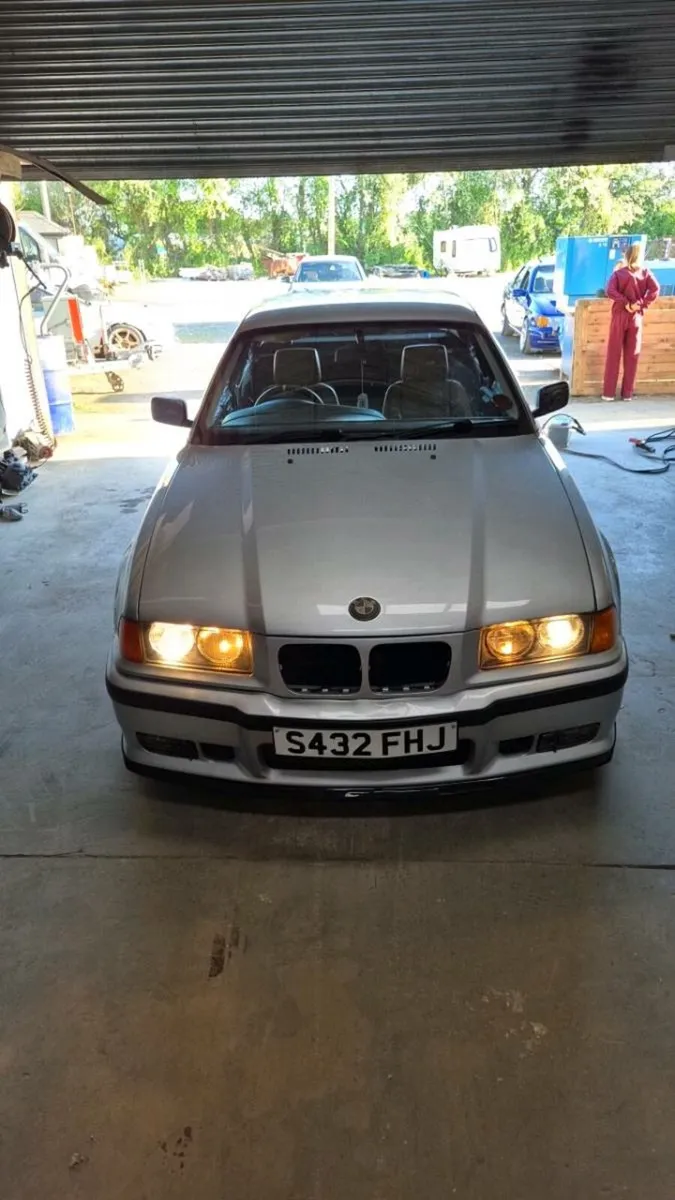 Bmw E36 - Image 3