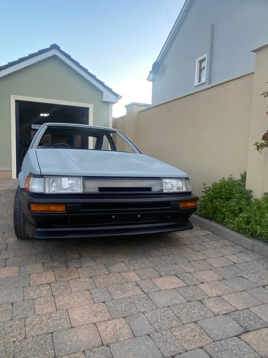 AE86 Toyota Corolla Twincam 1984 - Image 2