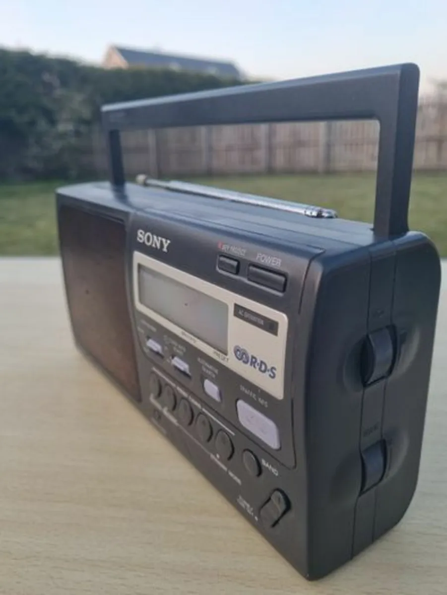 Sony Icf-m50rds Radio - Image 2
