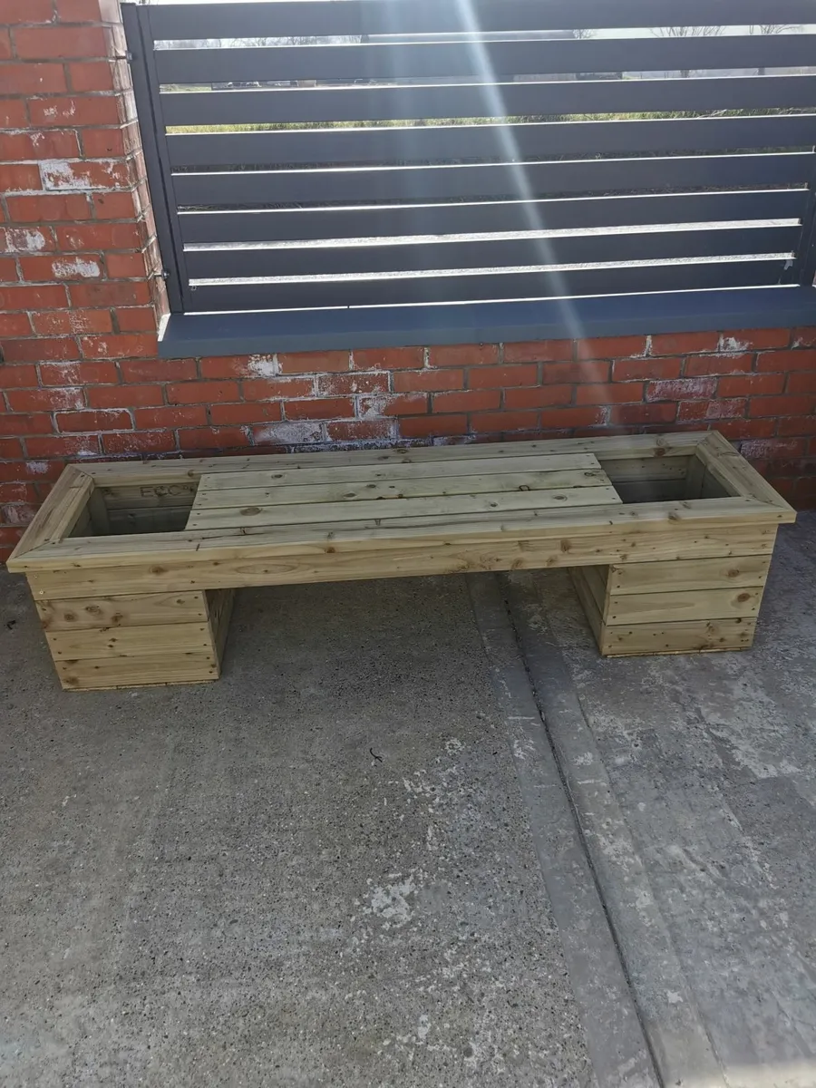 Garden furniture - Image 1