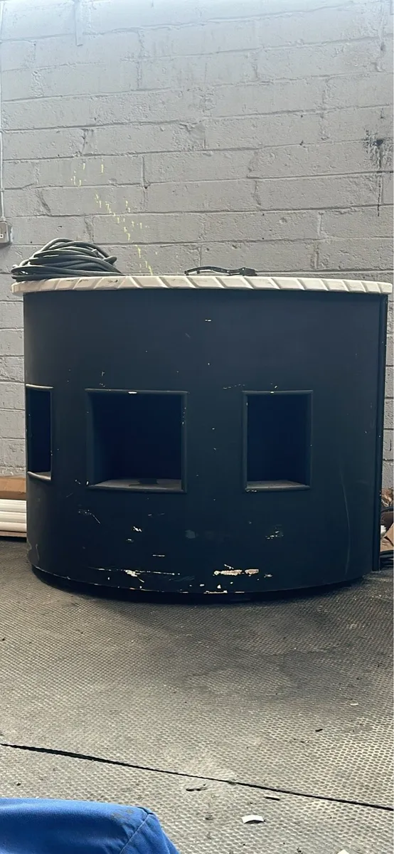 Small Bar - Image 2
