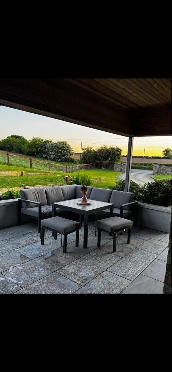 Patio Set - Image 3