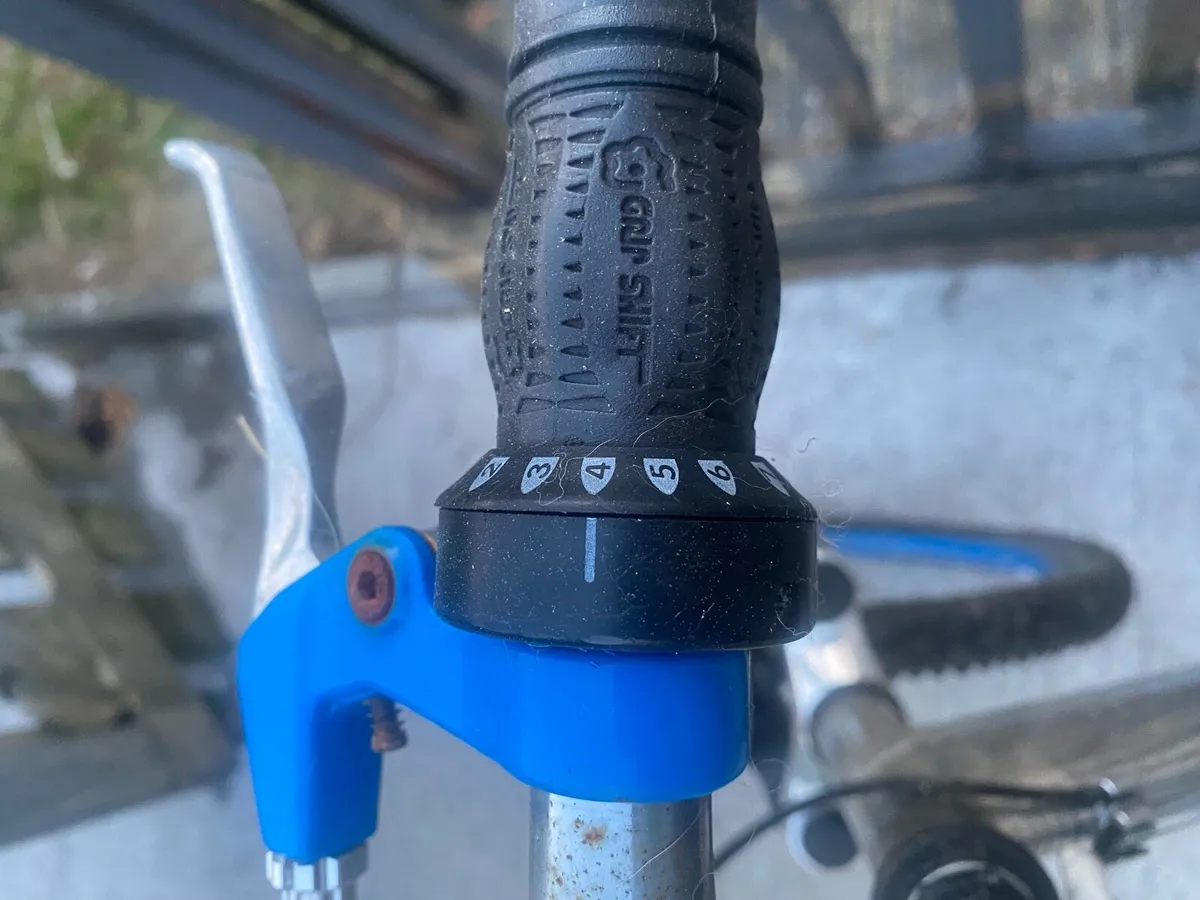 Mountain Bike - Image 2