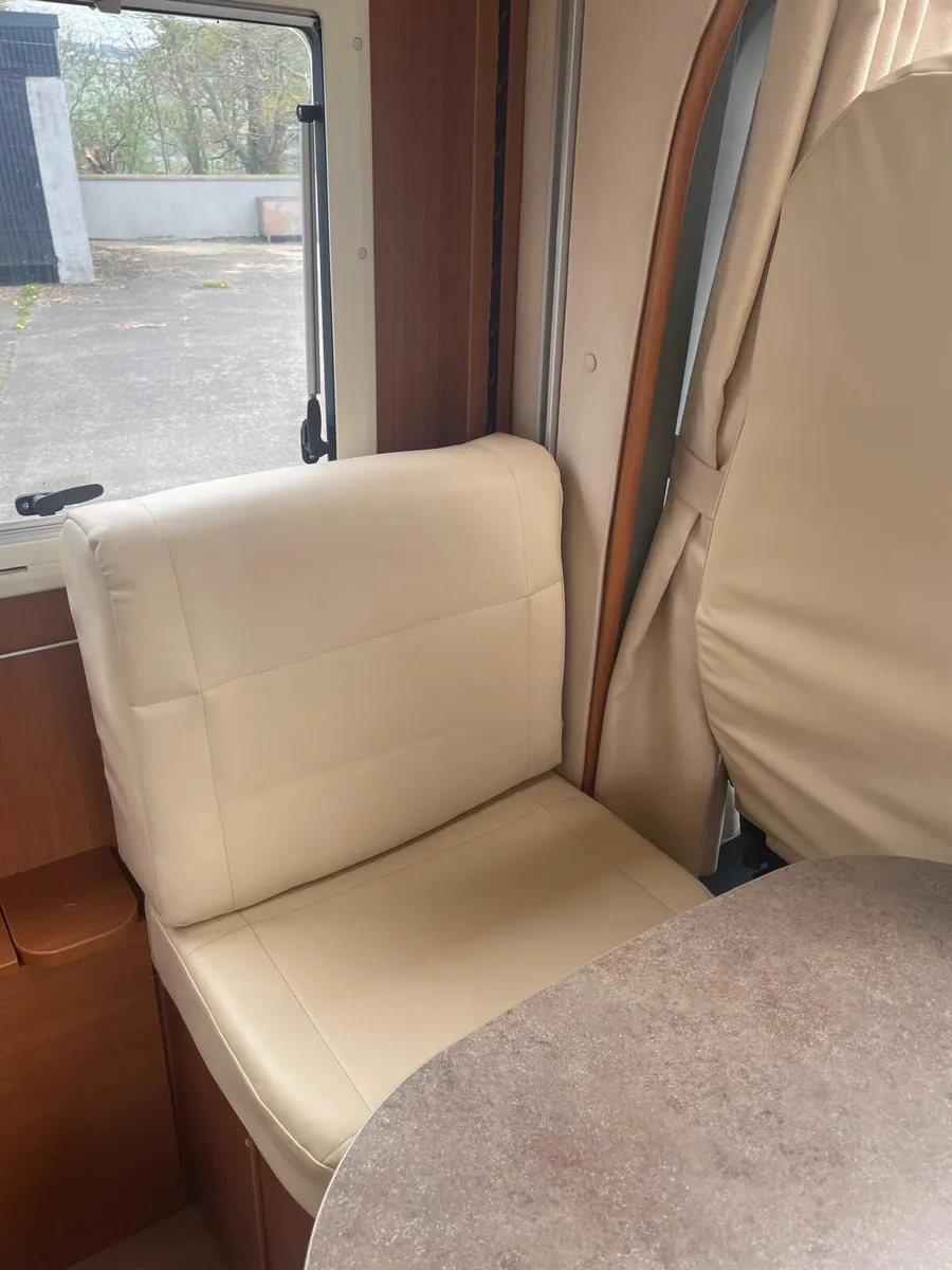 Camper Van - Image 2